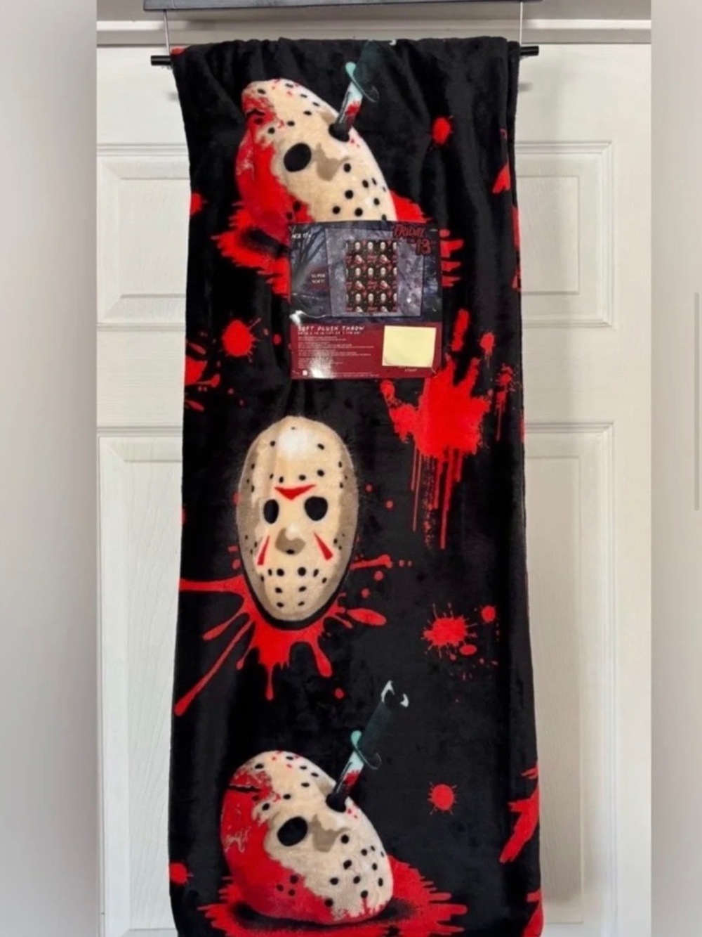 BNWT VIRAL FRIDAY THE 13th BLANKET 50 x70